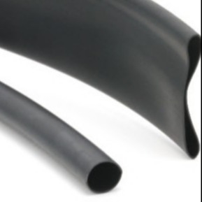 अच्छी कीमत EPDM फ्लेक्सिबल हीट सिकोड़ें स्लीव 6.0mm 125C ब्लैक स्लीविंग ऑनलाइन